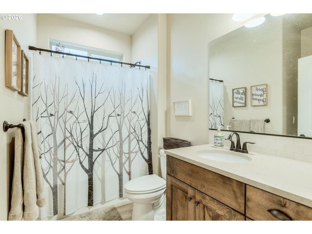 51868 TRAPPER GEORGE Ln, La Pine, OR 97739