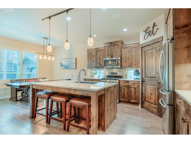 51868 TRAPPER GEORGE Ln, La Pine, OR 97739