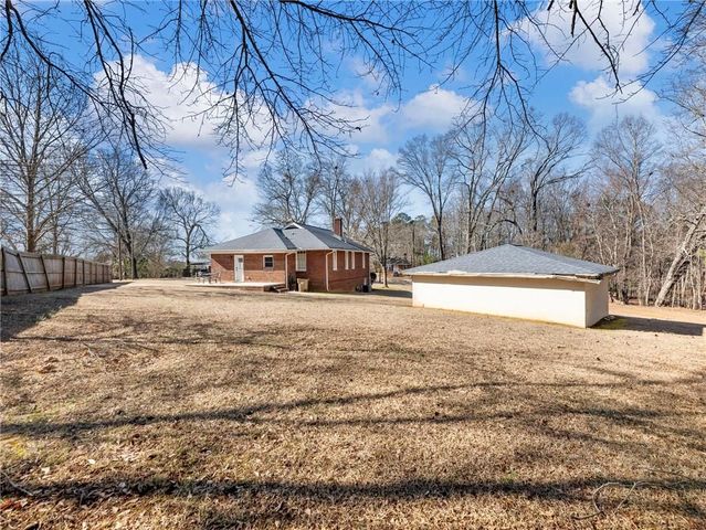 19 Fourth Street, Gainesville, GA 30504