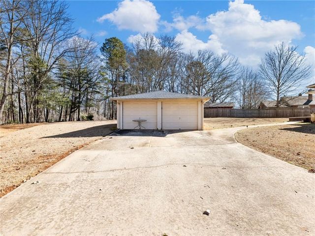 19 Fourth Street, Gainesville, GA 30504