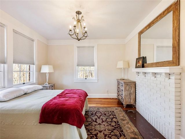 19 Fourth Street, Gainesville, GA 30504