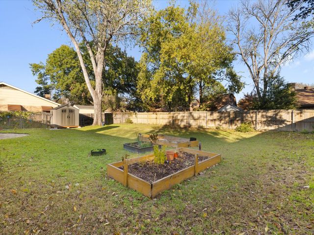 6508 Paula Court, North Richland Hills, TX 76182