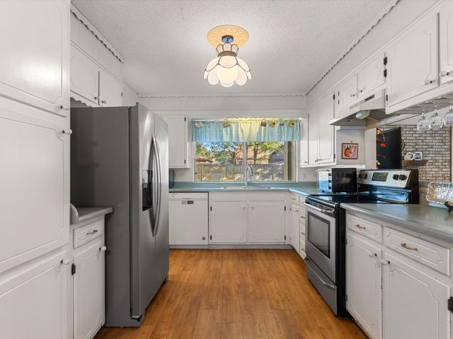 6508 Paula Court, North Richland Hills, TX 76182