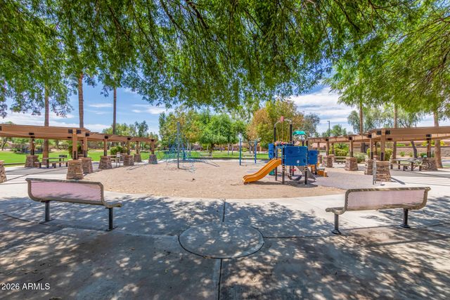 4258 S Fireside Trail, Gilbert, AZ 85297