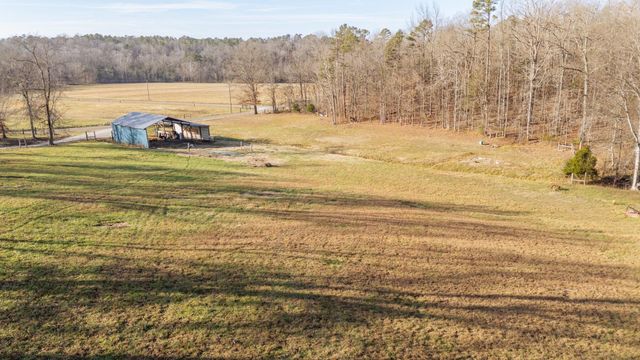 1635 CHOATE CREEK RD, Savannah, TN 38372