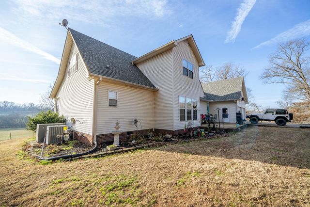 1635 CHOATE CREEK RD, Savannah, TN 38372