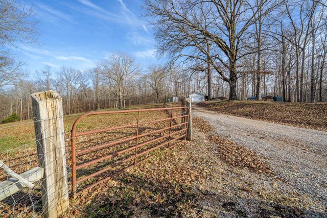 1635 CHOATE CREEK RD, Savannah, TN 38372