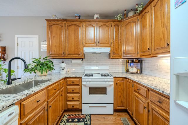 1635 CHOATE CREEK RD, Savannah, TN 38372