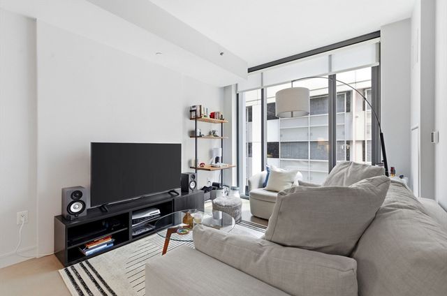 55 Lagrange 403, Boston, MA 02116