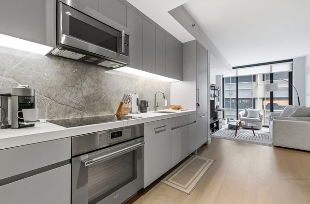 55 Lagrange 403, Boston, MA 02116