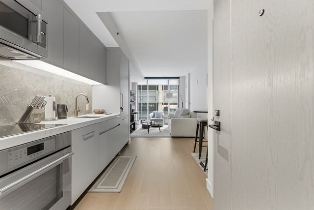 55 Lagrange 403, Boston, MA 02116
