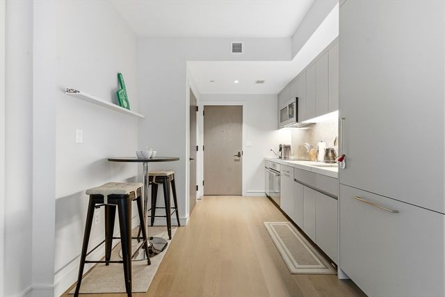55 Lagrange 403, Boston, MA 02116