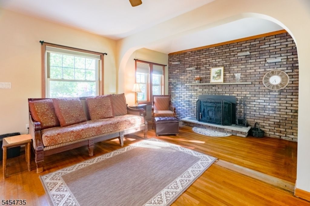 200 Elm Ave, Teaneck Twp., NJ 07666 — photo 4