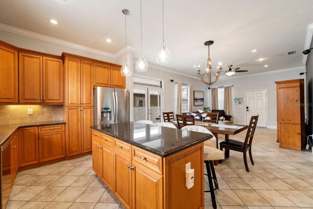 3411 W NORTH B STREET, Tampa, FL 33609