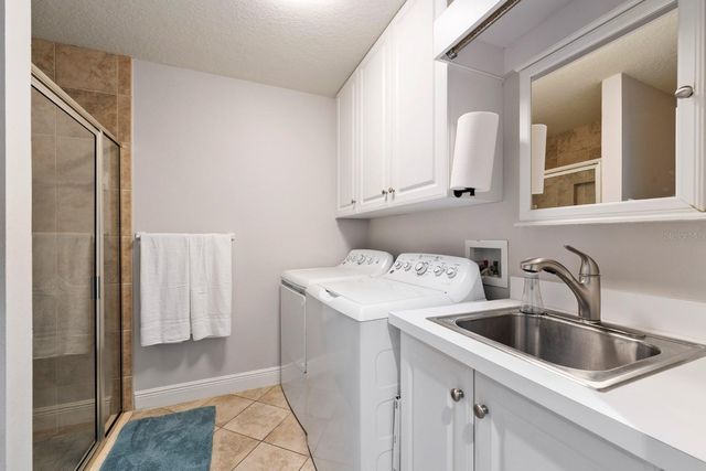 3411 W NORTH B STREET, Tampa, FL 33609