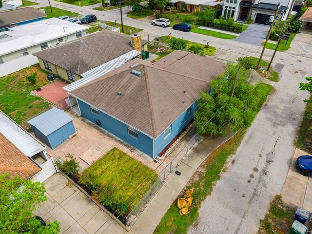 3411 W NORTH B STREET, Tampa, FL 33609