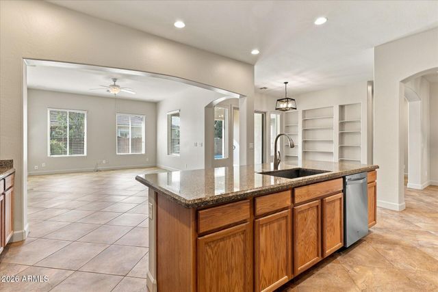 10505 E LINCOLN Avenue, Mesa, AZ 85212