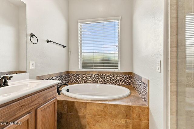 10505 E LINCOLN Avenue, Mesa, AZ 85212