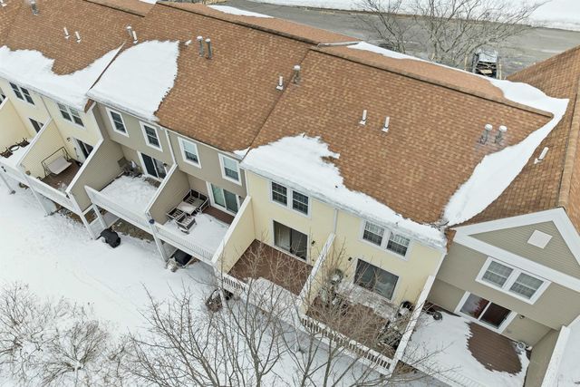 543 Fox Hollow Way, Manchester, NH 03104