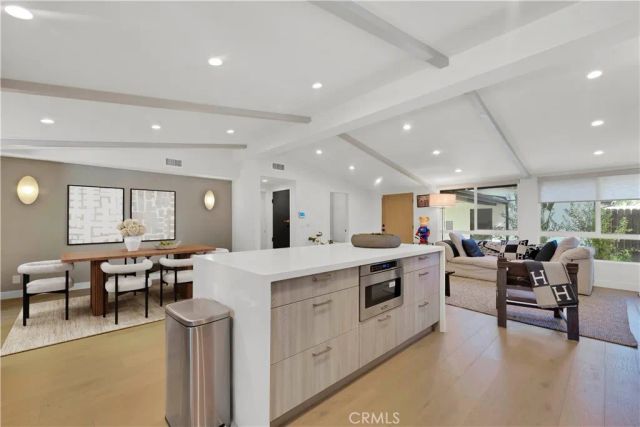 4941 Rigoletto Street, Woodland Hills, CA 91364