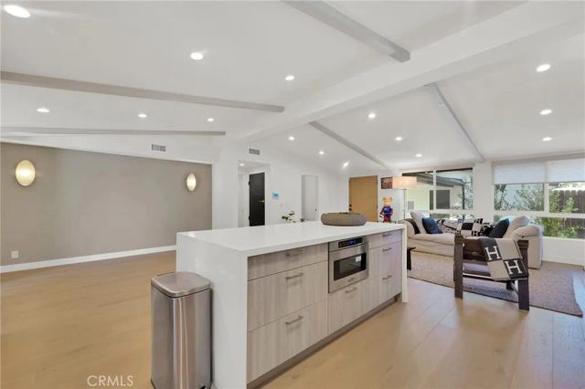 4941 Rigoletto Street, Woodland Hills, CA 91364