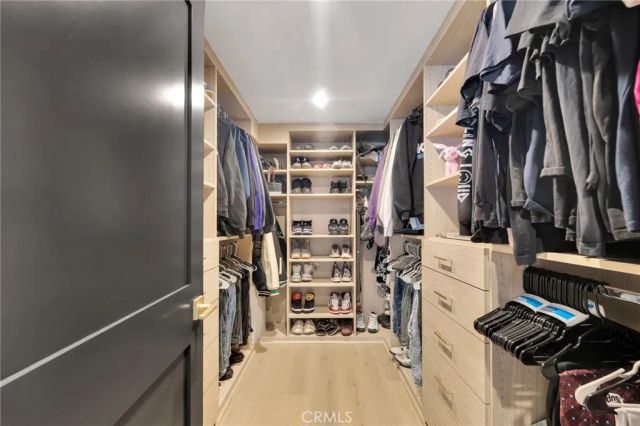 4941 Rigoletto Street, Woodland Hills, CA 91364