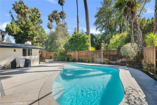 4941 Rigoletto Street, Woodland Hills, CA 91364