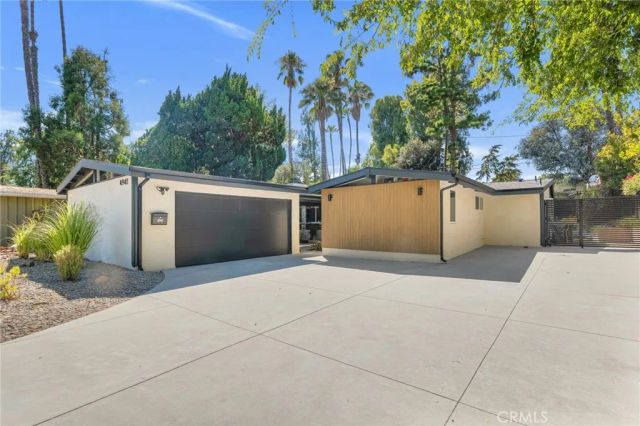 4941 Rigoletto Street, Woodland Hills, CA 91364