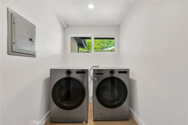 4941 Rigoletto Street, Woodland Hills, CA 91364