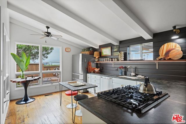 29500 Heathercliff Rd 69, Malibu, CA 90265