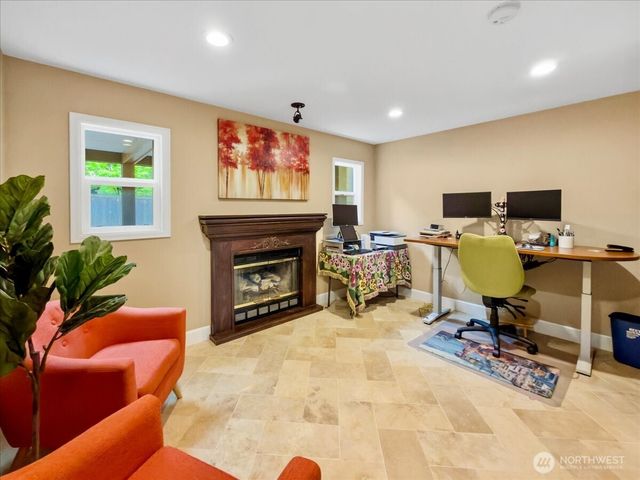 20622 SE 135th Street, Issaquah, WA 98027