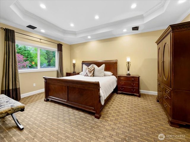 20622 SE 135th Street, Issaquah, WA 98027