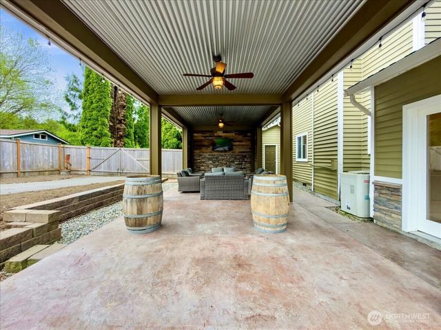 20622 SE 135th Street, Issaquah, WA 98027