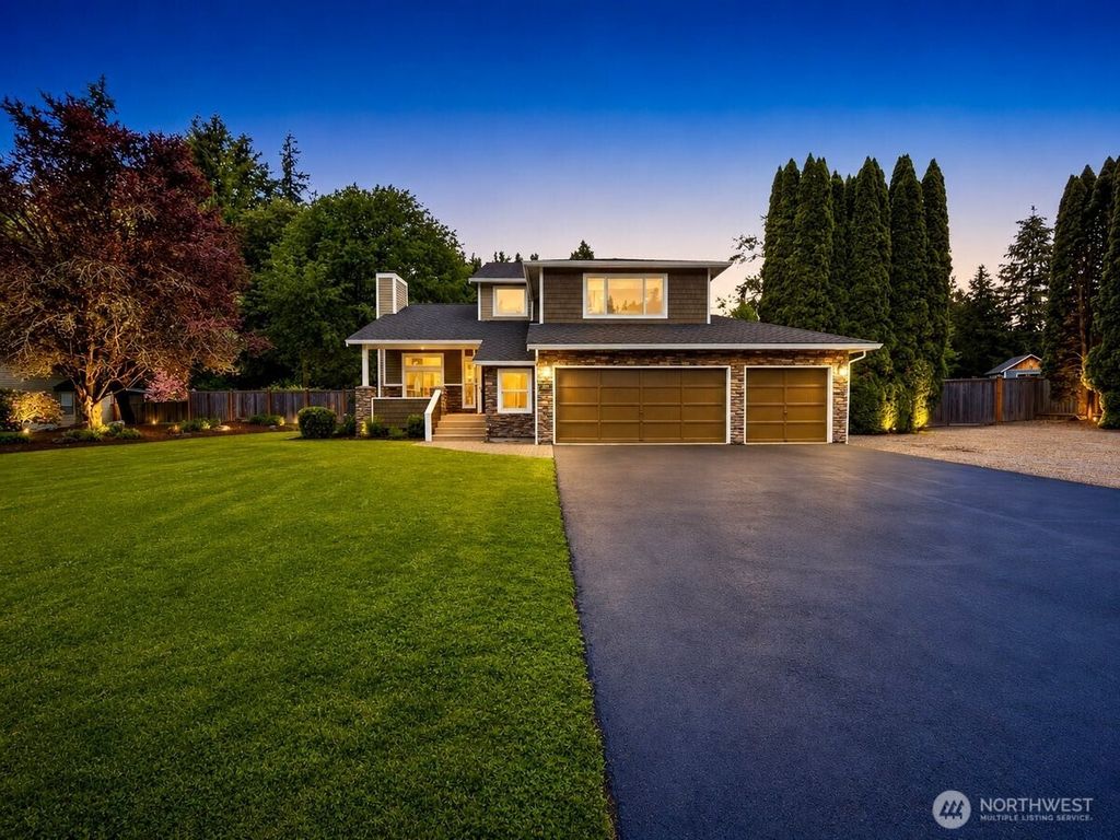 20622 SE 135th Street, Issaquah, WA 98027