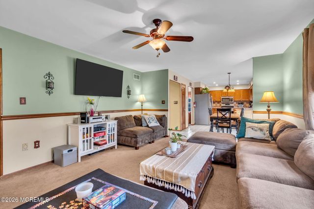 24 Sunny Woods Lane, Jackson, NJ 08527