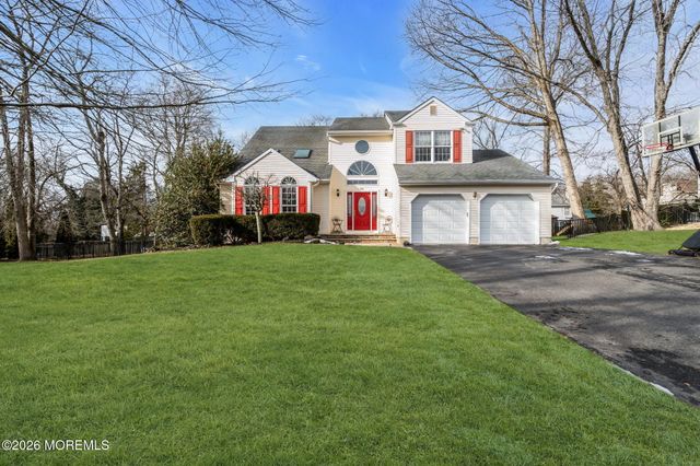 24 Sunny Woods Lane, Jackson, NJ 08527