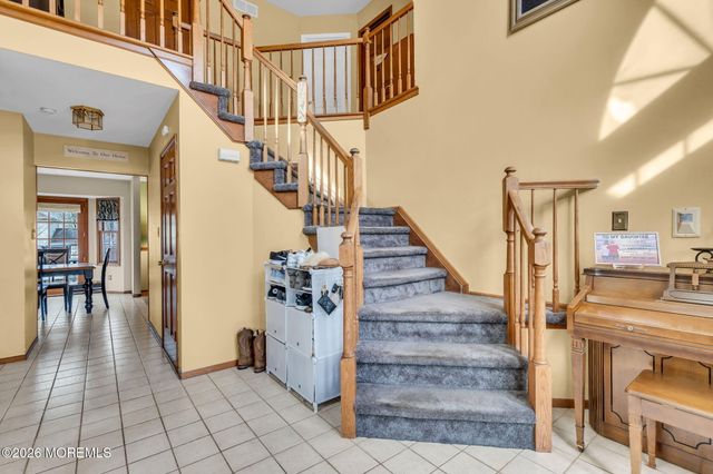 24 Sunny Woods Lane, Jackson, NJ 08527