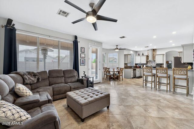 1395 W BROWNING Way, Chandler, AZ 85286