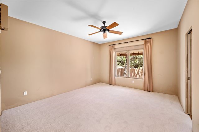 25 Bluestem Drive, Santa Fe, NM 87506