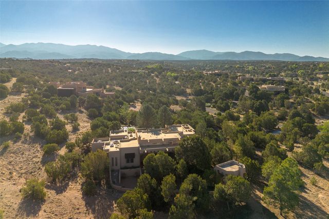 25 Bluestem Drive, Santa Fe, NM 87506