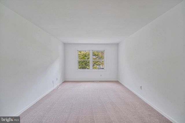 25 WILLOW BRANCH PL, Fredericksburg, VA 22405