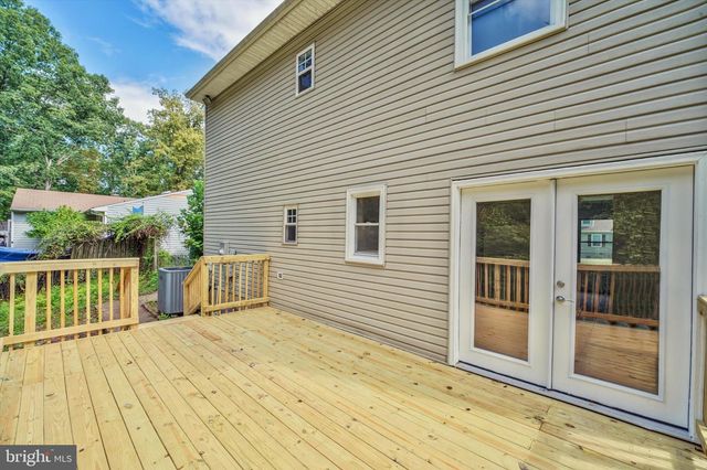25 WILLOW BRANCH PL, Fredericksburg, VA 22405