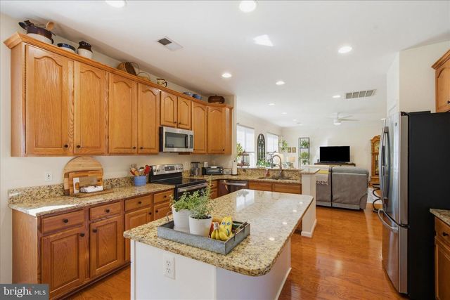 8356 GAITHER ST, Manassas, VA 20110