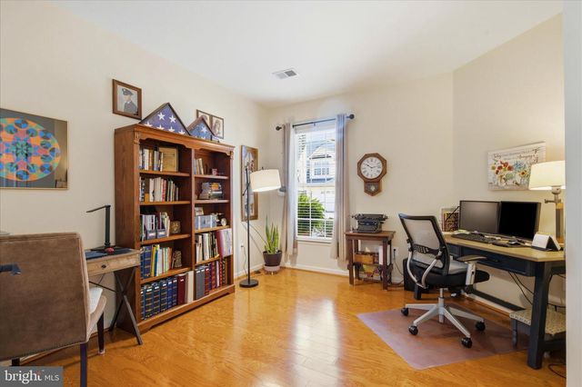 8356 GAITHER ST, Manassas, VA 20110
