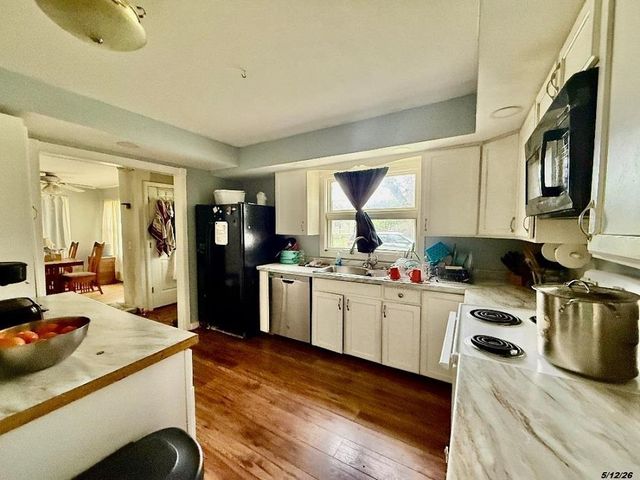 277 South Street, Hartford, VT 05088