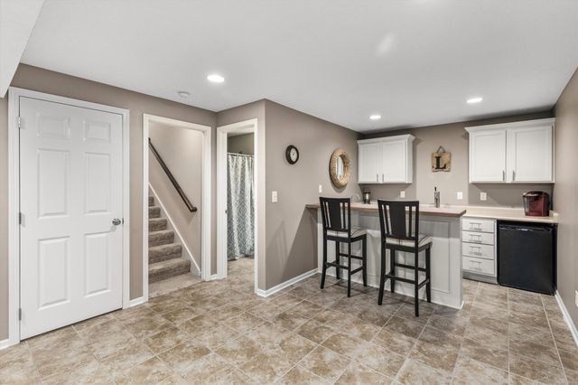 2413 SW 36th Street, Ankeny, IA 50023