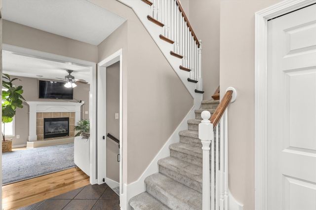 2413 SW 36th Street, Ankeny, IA 50023