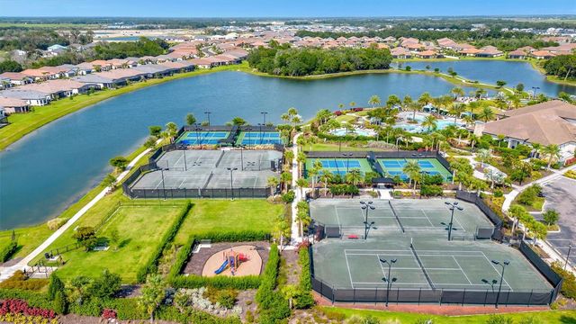 4732 ALEXANDRIA COURT, Palmetto, FL 34221