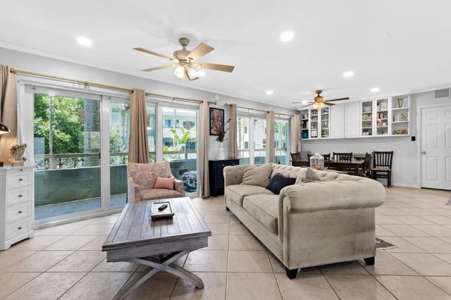 1000 SE 4th Street 209-210, Fort Lauderdale, FL 33301