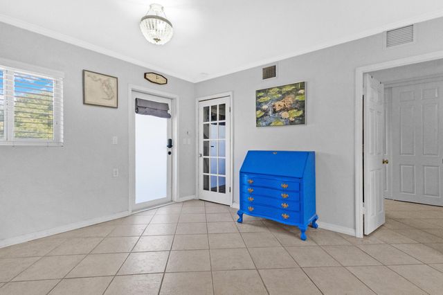 1000 SE 4th Street 209-210, Fort Lauderdale, FL 33301